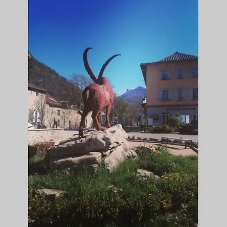 Appartement 8/10 Couchages La Foux D'Allos. Lejlighed *